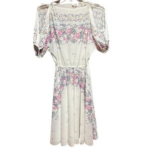 Vintage Zum Zum 70s floral, flowy, sheer dress. Beautiful Size large